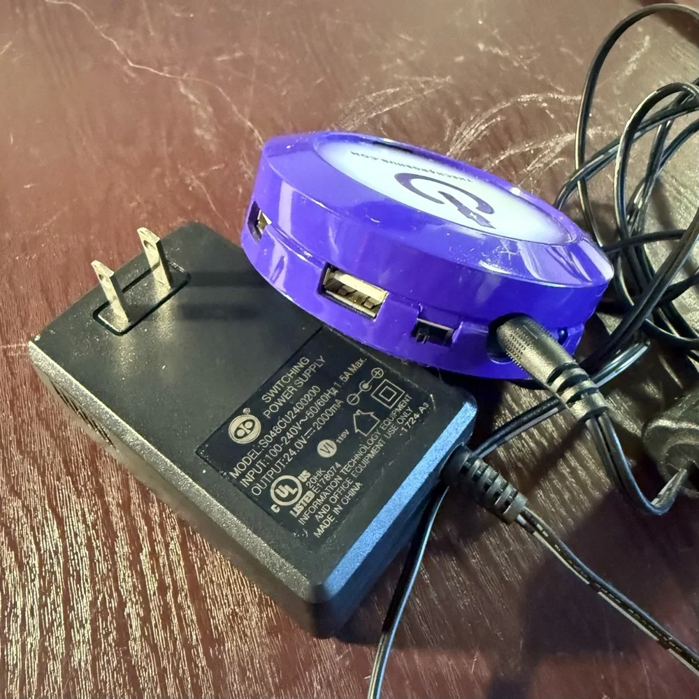 ChargeHub X7 – 7 Port USB Desktop Charging Station - purple